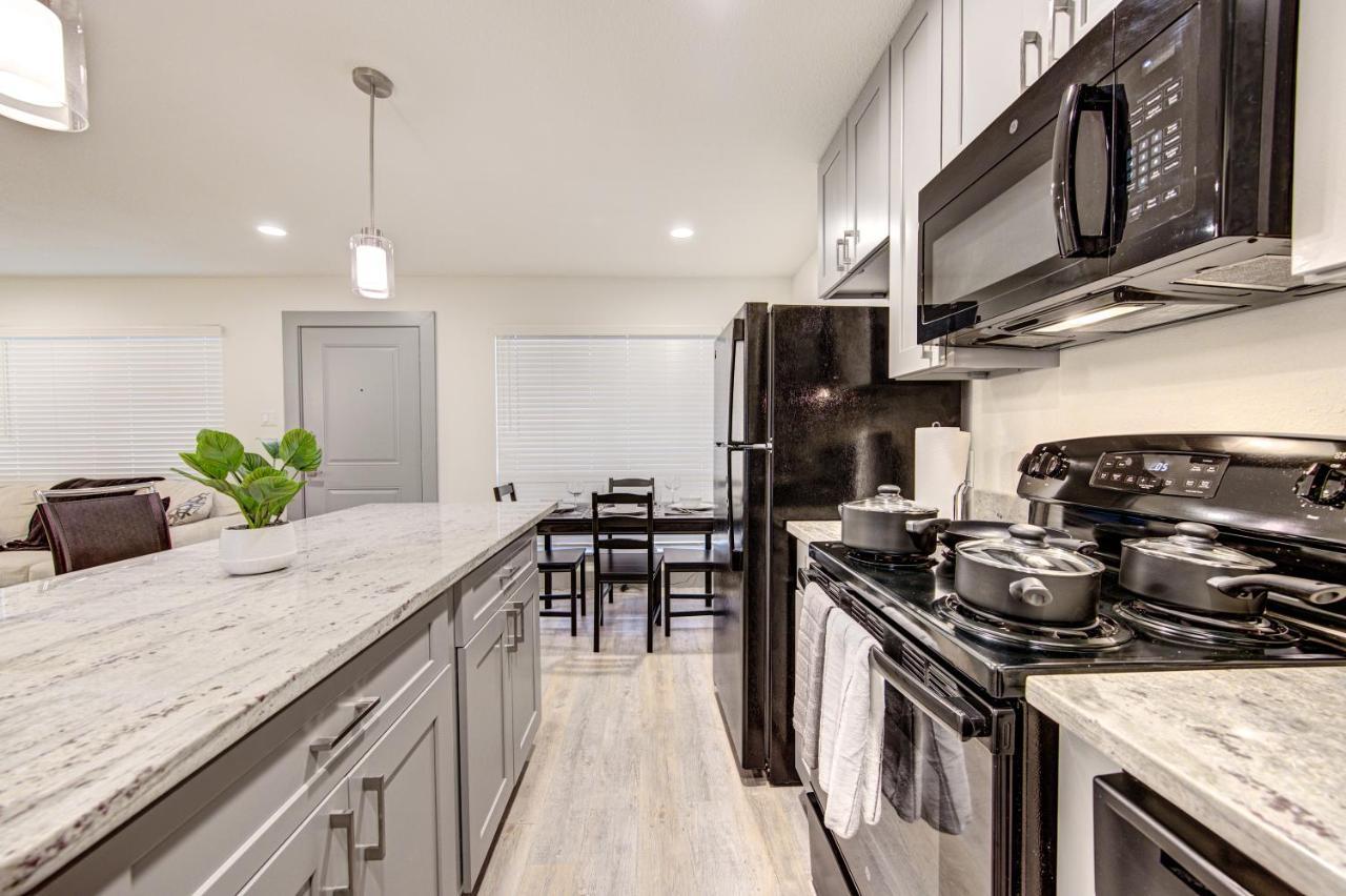 Trendy Midtown Apt, Walk To Shops & Sites, Pets Ok Houston Extérieur photo