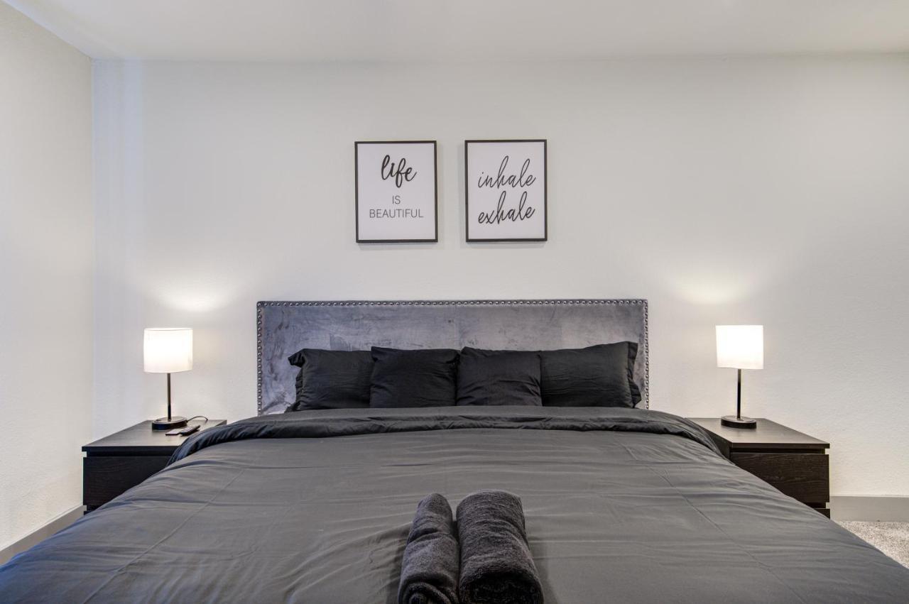 Trendy Midtown Apt, Walk To Shops & Sites, Pets Ok Houston Extérieur photo