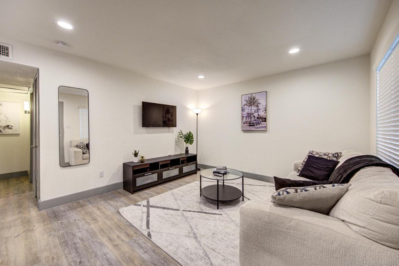 Trendy Midtown Apt, Walk To Shops & Sites, Pets Ok Houston Extérieur photo